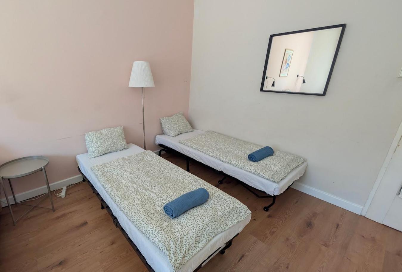 Apartment In Zizkov -201- — Photos 1